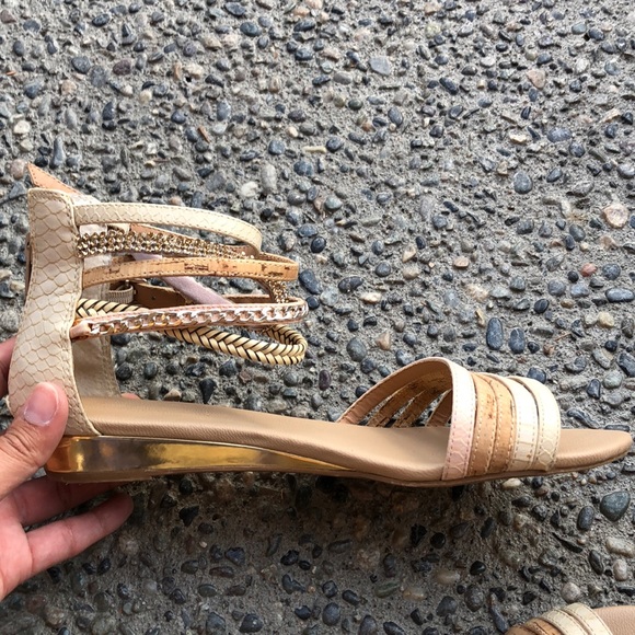 Aldo Rose gold strappy sandals - Picture 4 of 4
